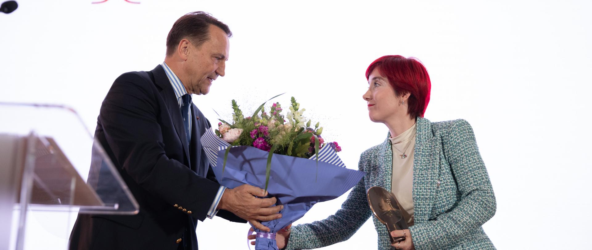 Wręczenie nagrody Solidarności im. Lecha Wałęsy przez Ministra Spraw Zagranicznych RP
Radosława Sikorskiego