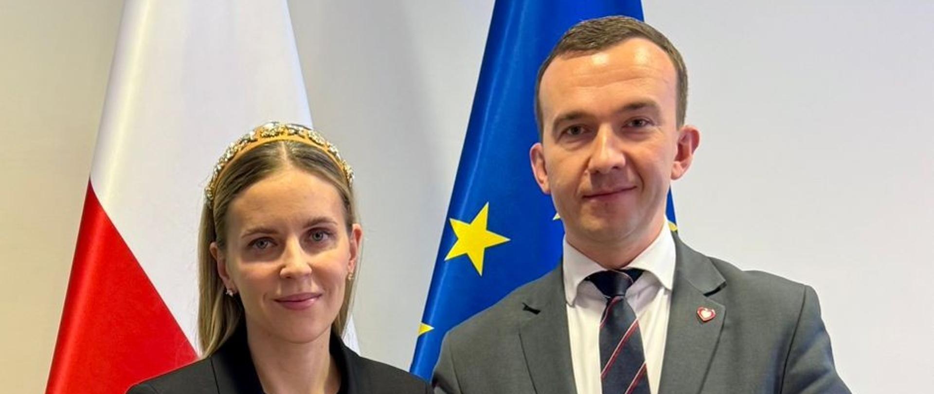 Od lewej Sekretarz Stanu w Ministerstwie Rodziny, Pracy i Polityki Społecznej i Wicewojewoda Mateusz Szauer 