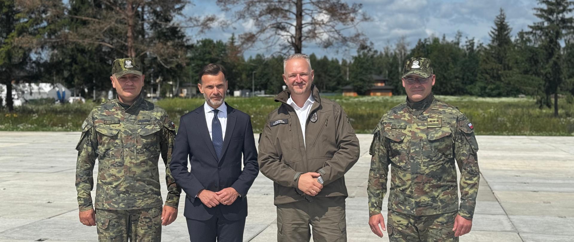 Uroczyste przekazanie dowództwa w ramach operacji "Bezpieczne Podlasie" - fot. nr 1.