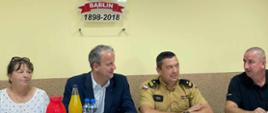 Spotkanie Wojewody Wielkopolskiego Michała Zielińskiego oraz Komendanta Powiatowego Państwowej Straży Pożarnej w Obornikach mł. bryg. Michała Mulki z druhami z Ochotniczej Straży Pożarnej w Bąblinie.