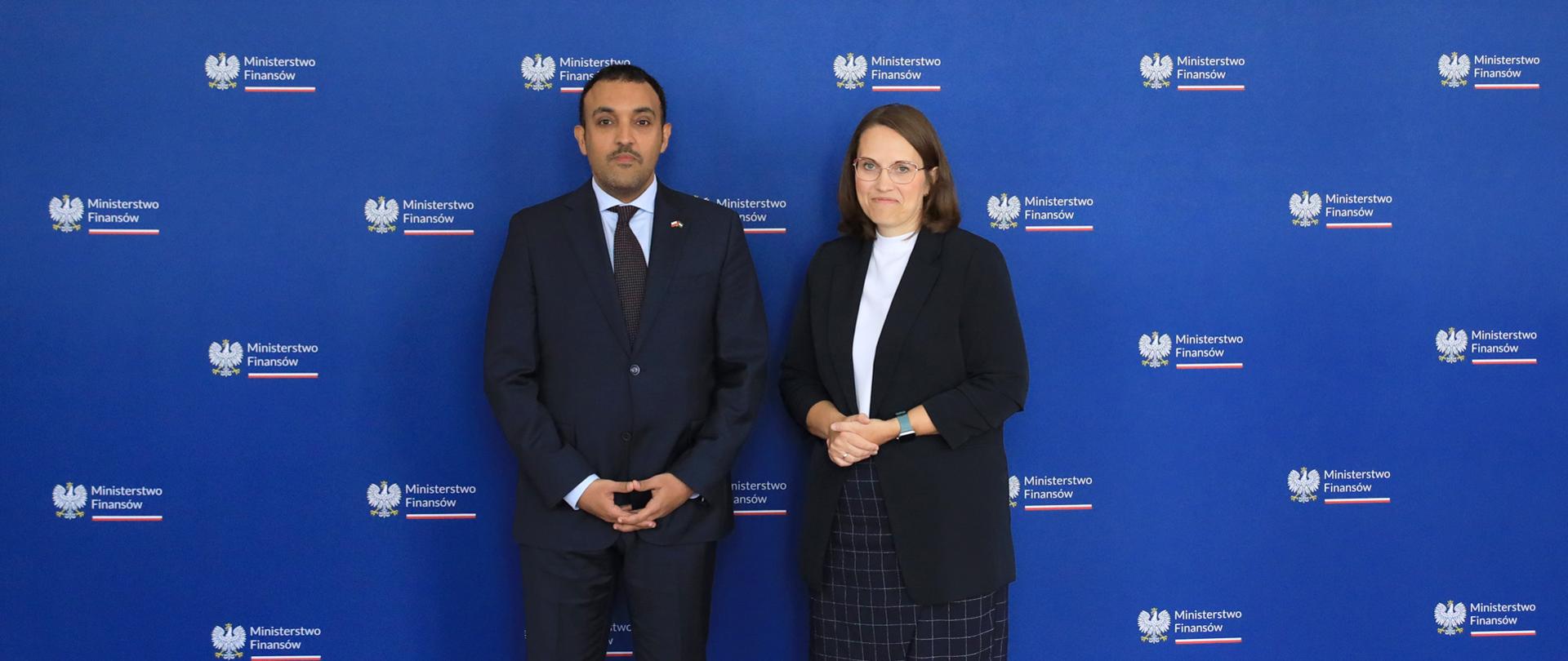 Minister finansów Magdalena Rzeczkowska z Ambasadorem Zjednoczonych Emiratów Arabskich 