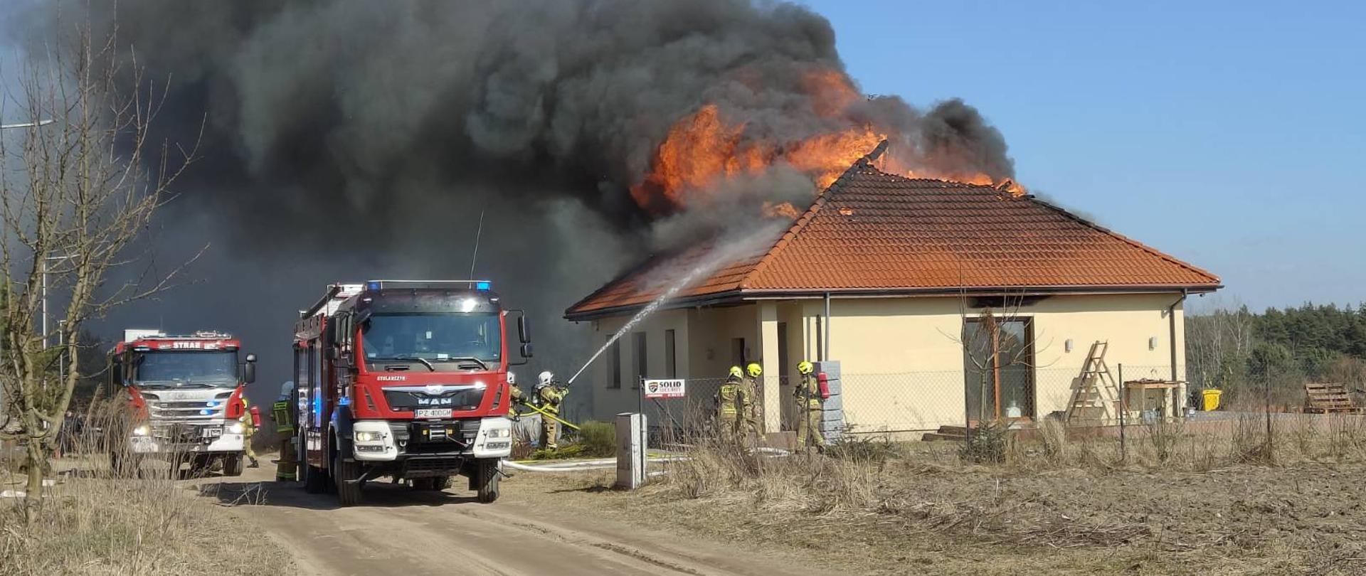 Pożar budynku jednorodzinnego w Biskupicach (pow. poznański)