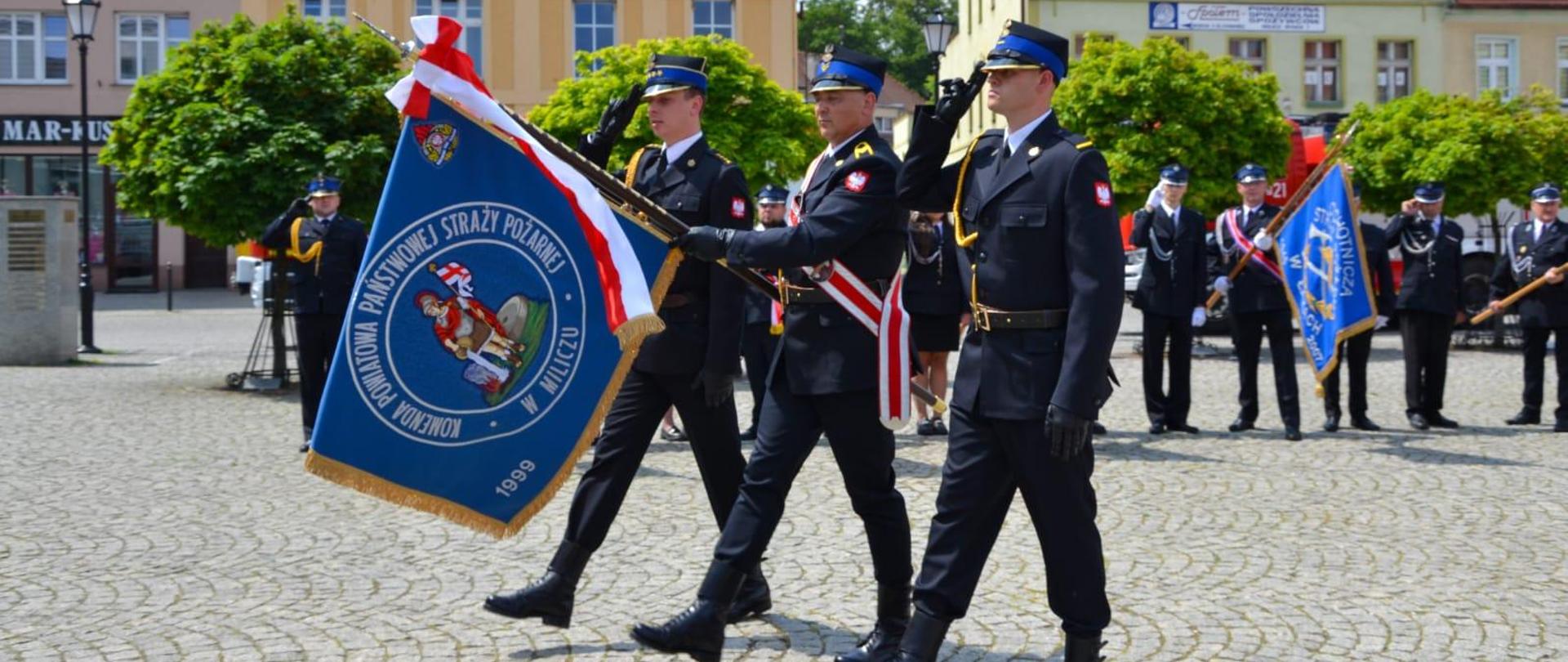 Nadanie sztandaru dla Komendy Powiatowej Państwowej Straży Pożarnej w Miliczu oraz powiatowe obchody dnia strażaka.
