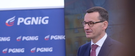 Premier Mateusz Morawiecki przemawia podczas konferencji