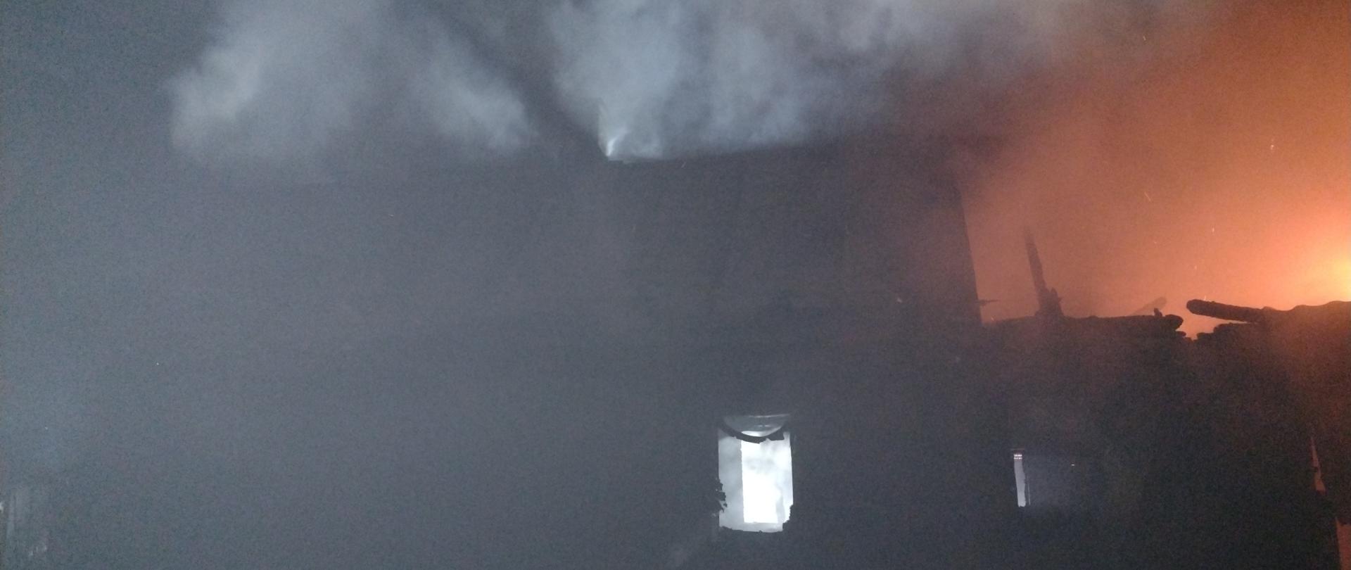 Pożar domu jednorodzinnego w Romanowie.