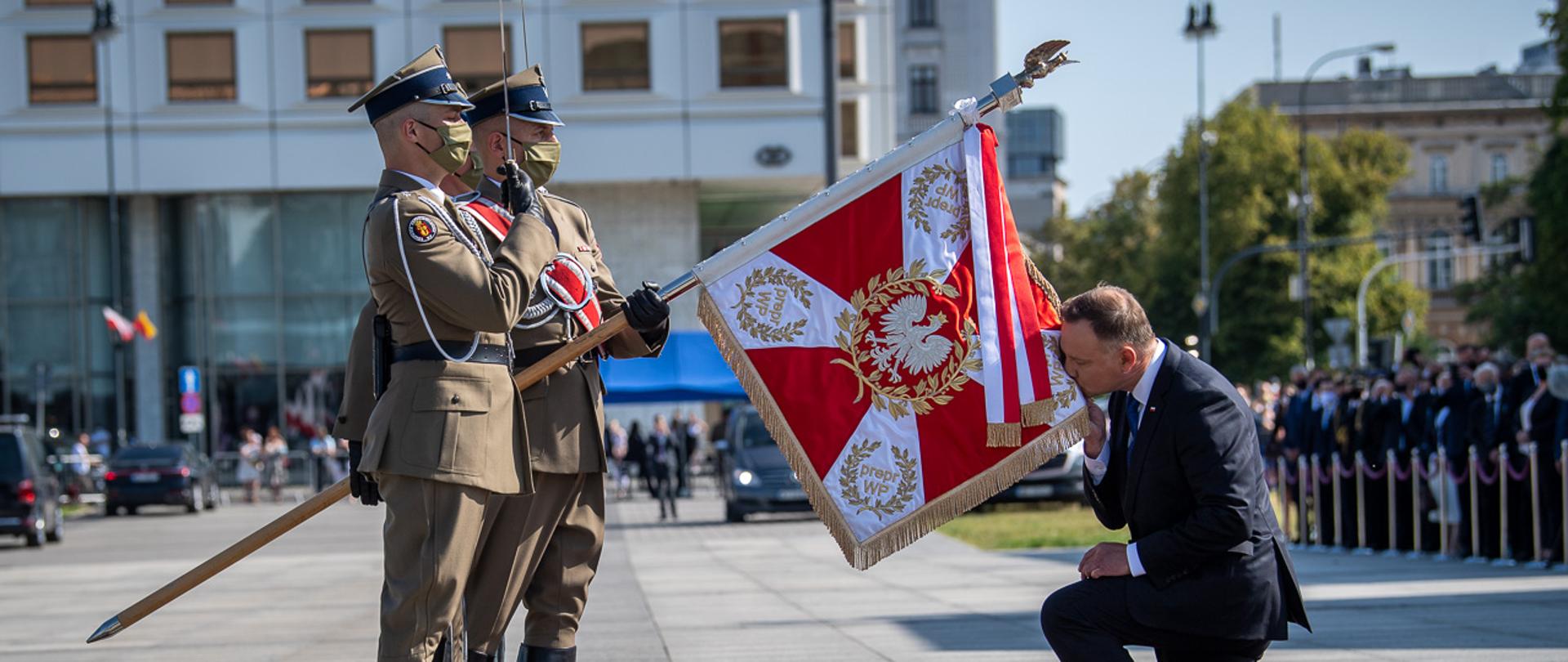 WK5_5901_Slider_1280