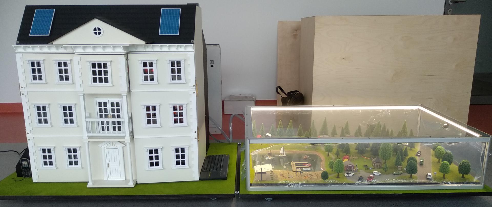 Zdjęcie przedstawia symulator zagrożeń