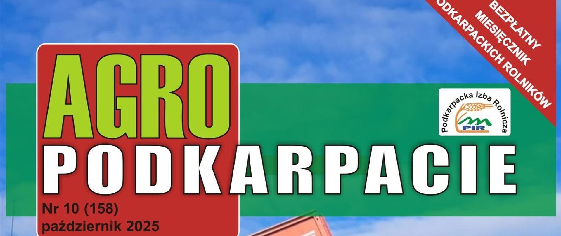 Dwoje mężczyzn stoi przy traktorze.