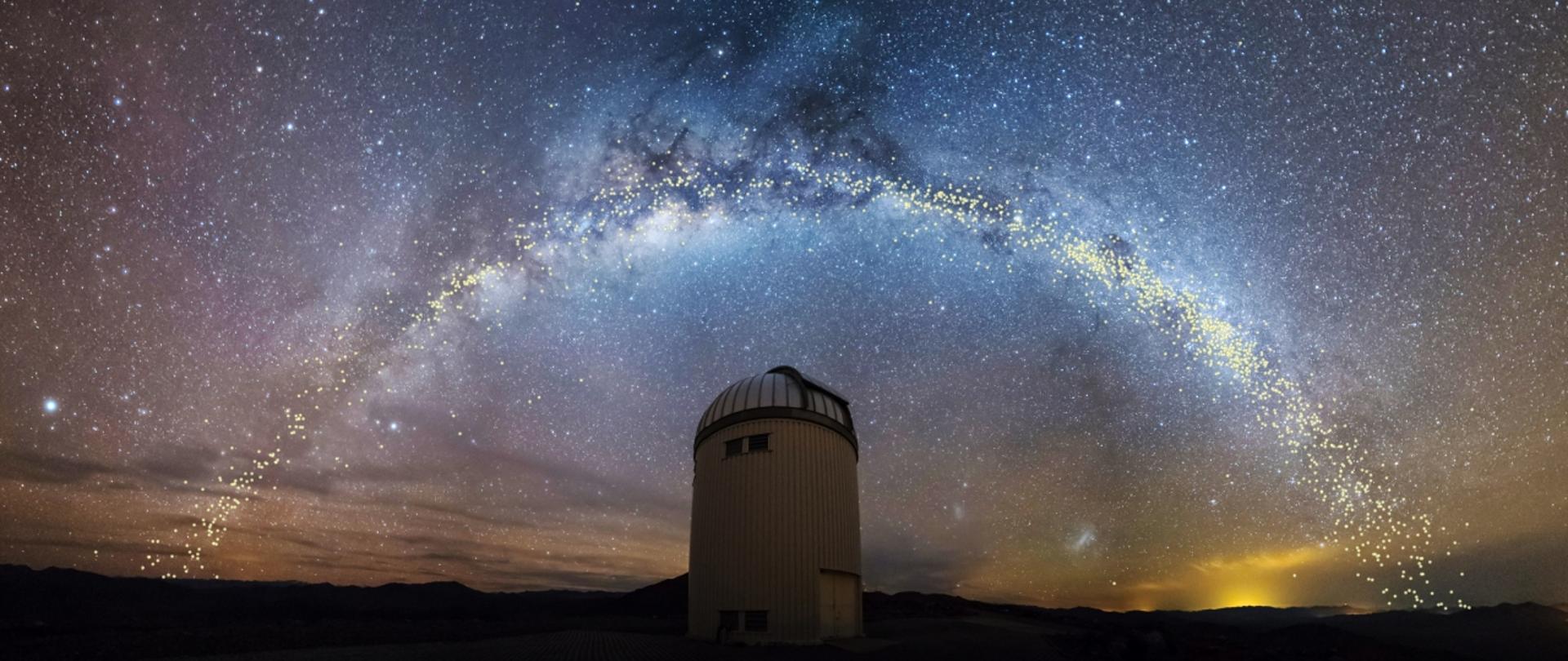 Obserwatorium na tle gwiazd
