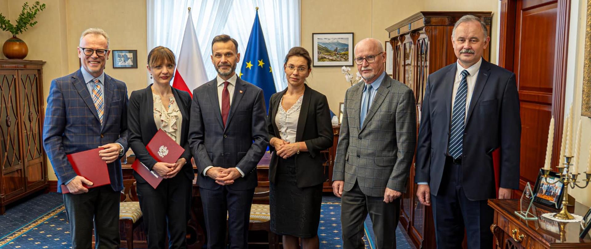 Nowi konsultanci wojewódzcy otrzymali powołania z rąk Wojewody Podlaskiego