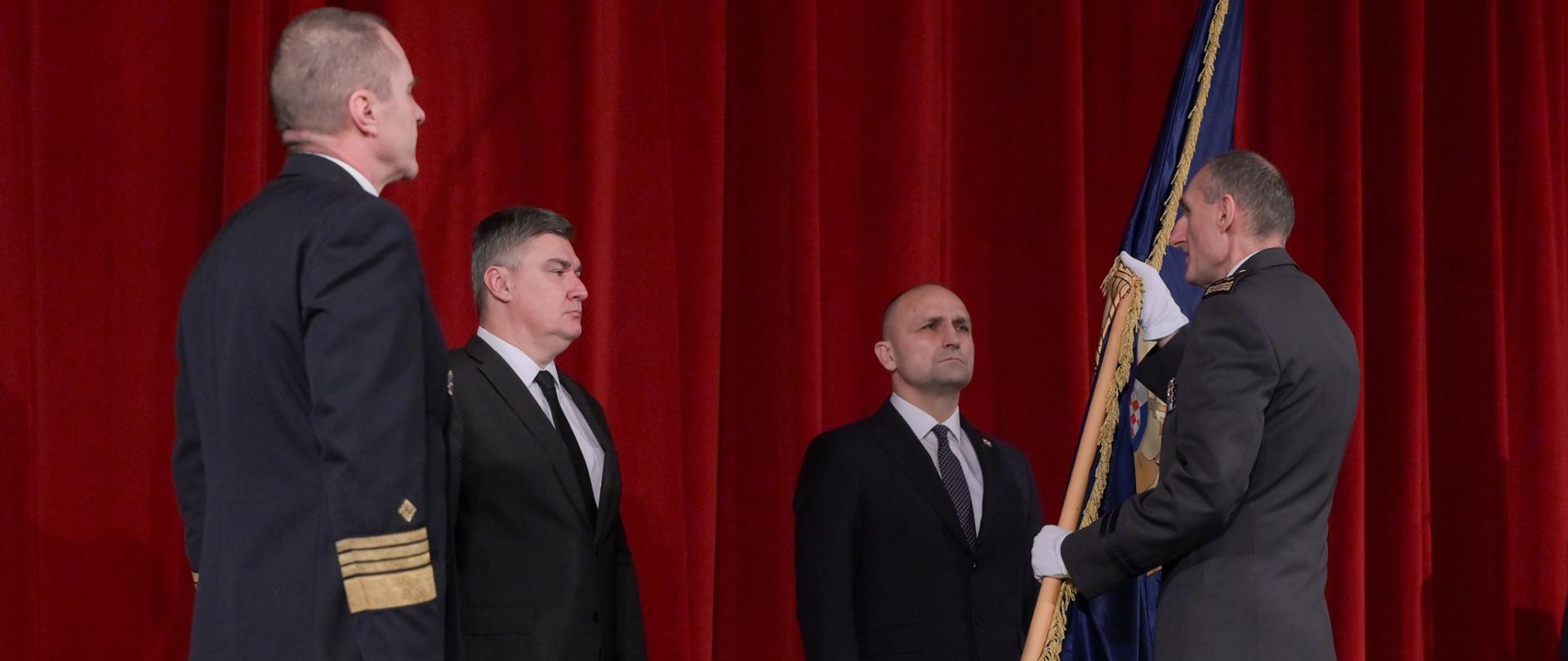 Veleposlanik P. Czerwiński sudjelovao je na svečanosti primopredaje dužnosti načelnika Glavnog stožera Oružanih snaga Republike Hrvatske T. Kundidu