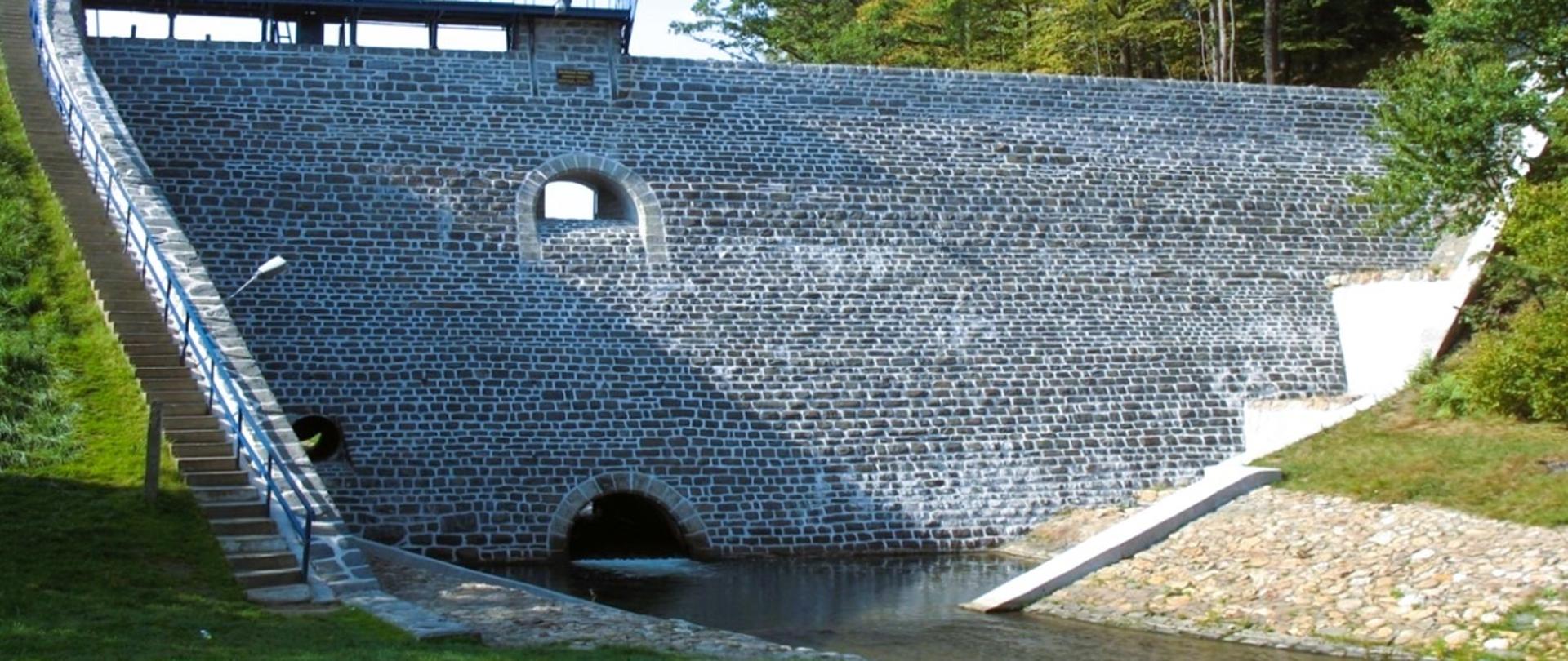 Zapora Jarnołtówek