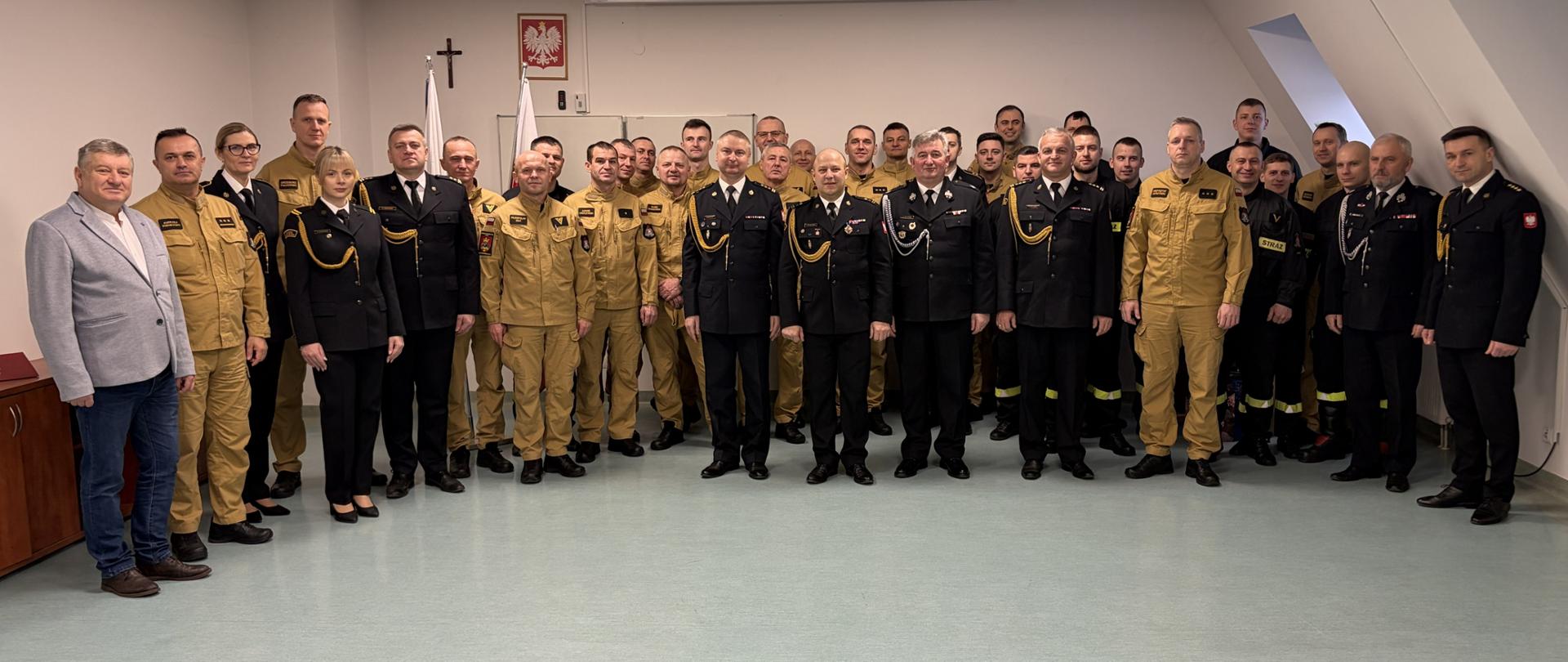 Uroczysta zbiórka z okazji przejścia na zaopatrzenie emerytalne funkcjonariusza