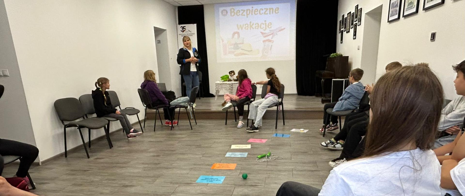 Zajęcia edukacyjne dla dzieci ze Związku Młodzieży Mniejszości Niemieckiej w RP z siedzibą w Bytomiu