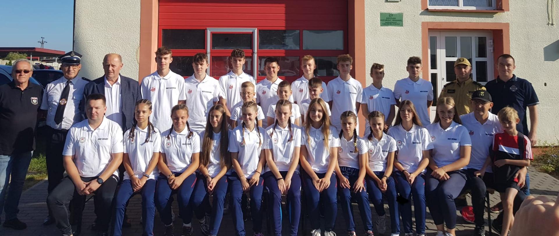 Na zdjęciu drużyna MDP OSP