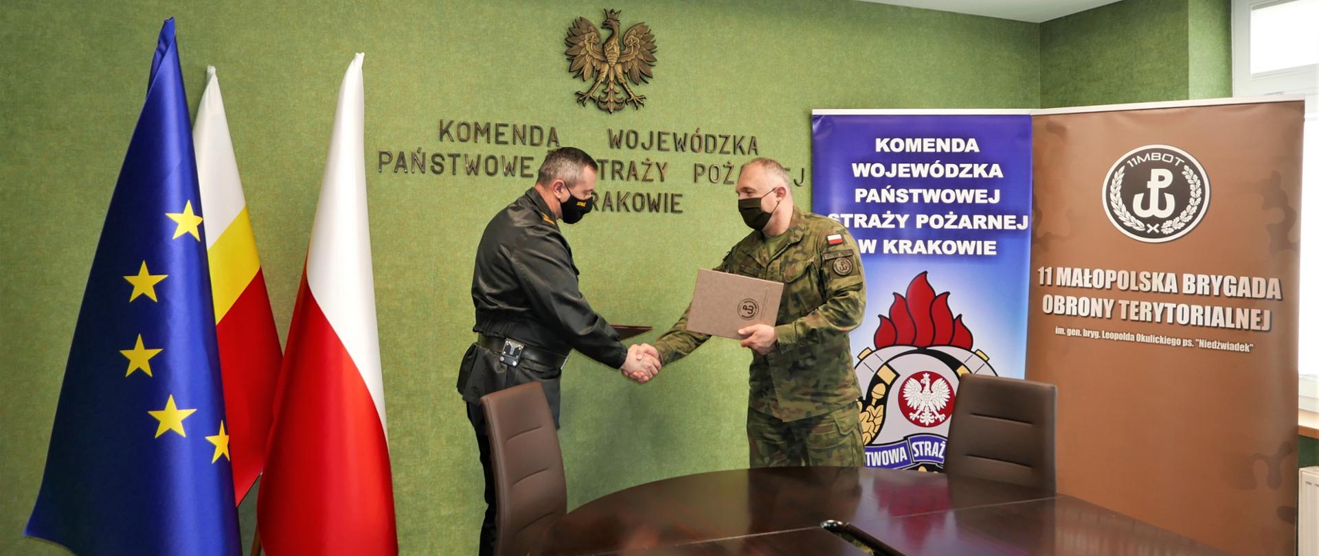Podpisanie porozumienia pomiędzy 11 Małopolską Brygadą Obrony Terytorialnej oraz Komendą Wojewódzką PSP w Krakowie w sali konferencyjnej budynku KW PSP w Krakowie. 