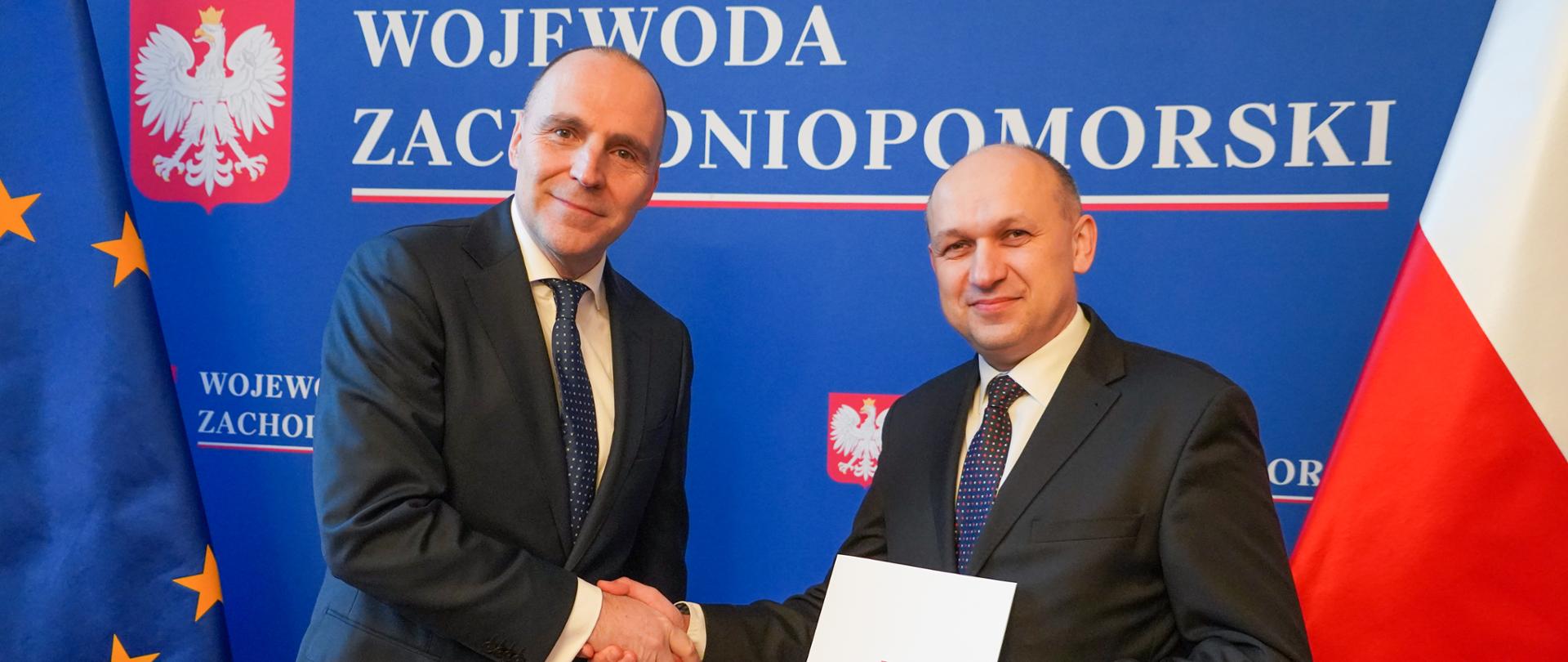 wojewoda i pełniący obowiązki kuratora