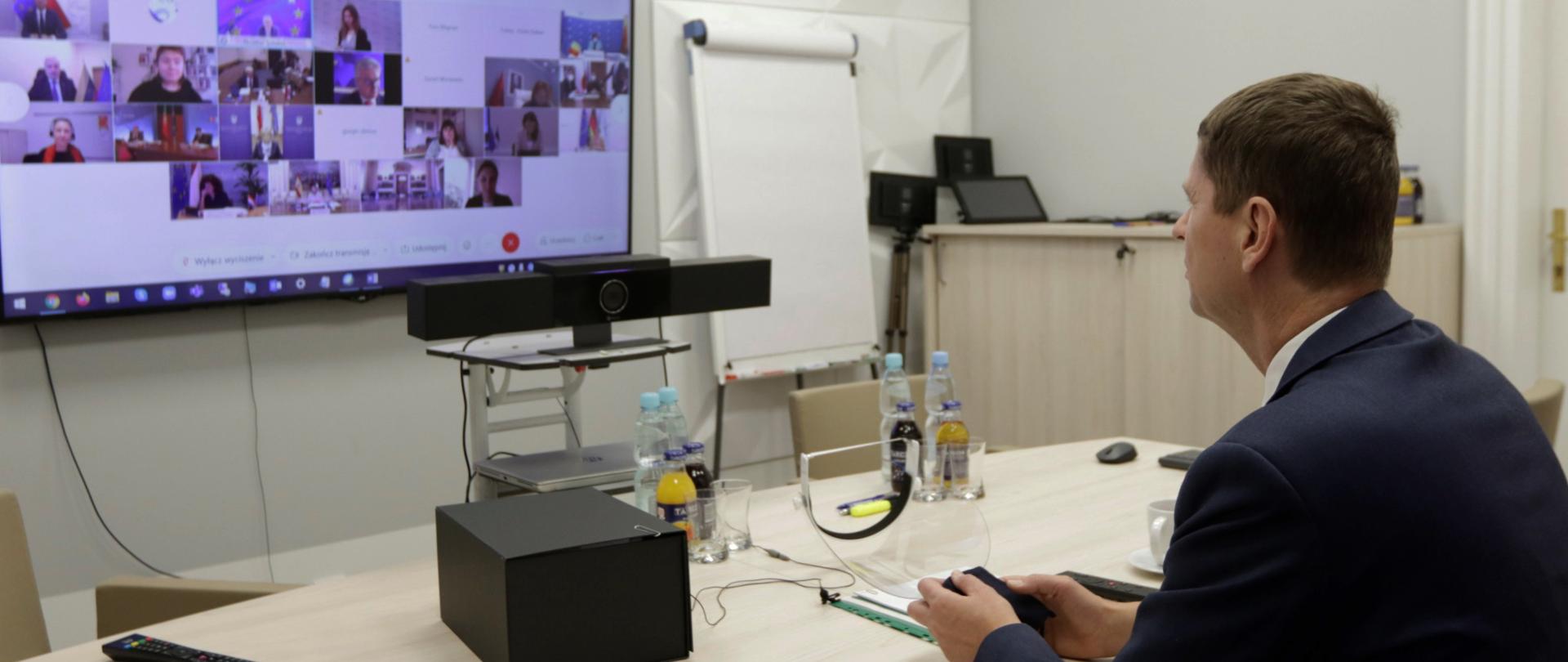 Wideokonferencja ministrów edukacji państw Unii Europejskiej 