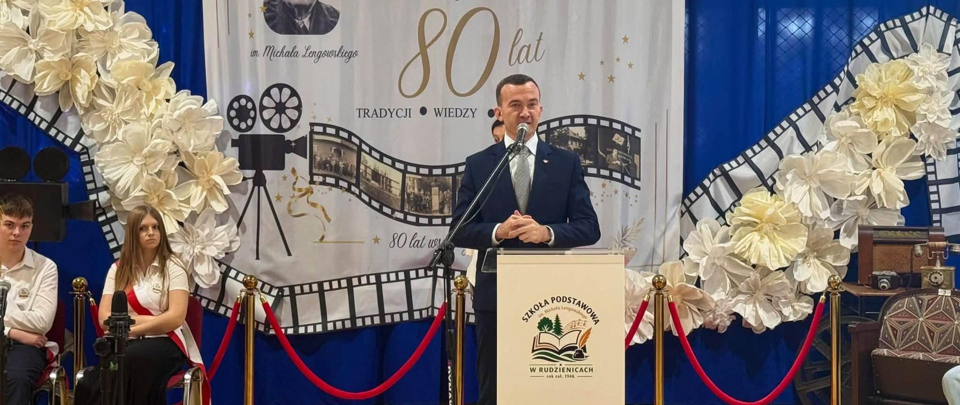 Podwójny jubileusz na Warmii i Mazurach. Wicewojewoda Mateusz Szauer w Ostródzie i Rudzienicach