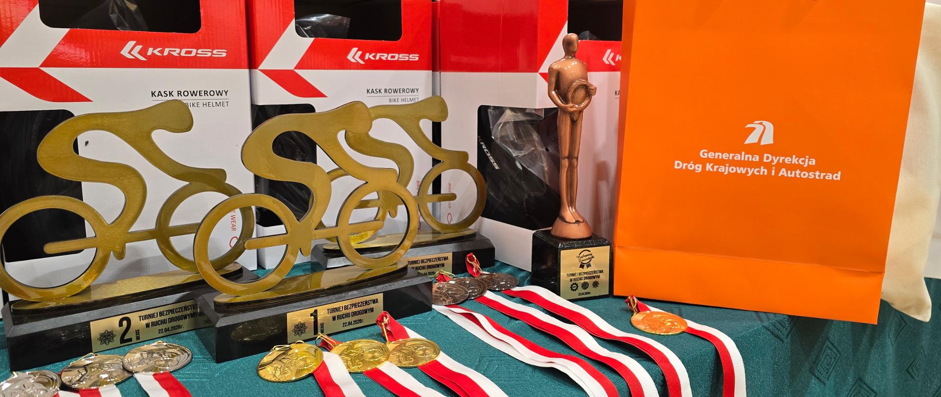 nagrody dla uczestników powiatowych eliminacji BRD w Legnicy fot. GDDKIA