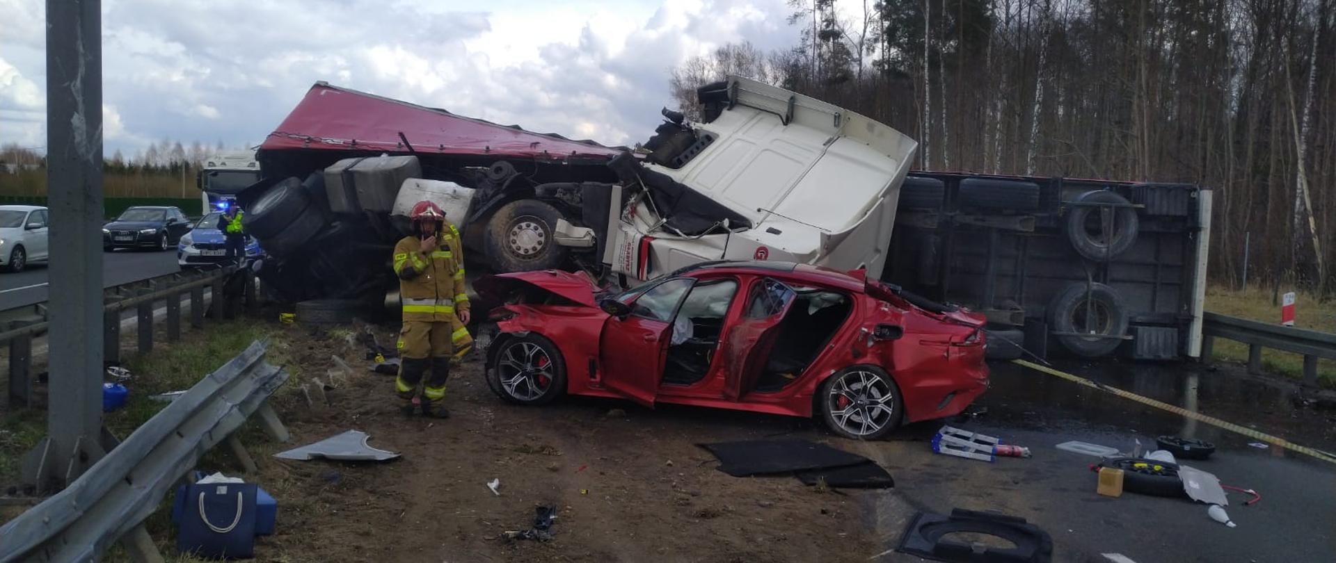 Niebezpieczny wypadek na drodze S8 w Choroszczy
