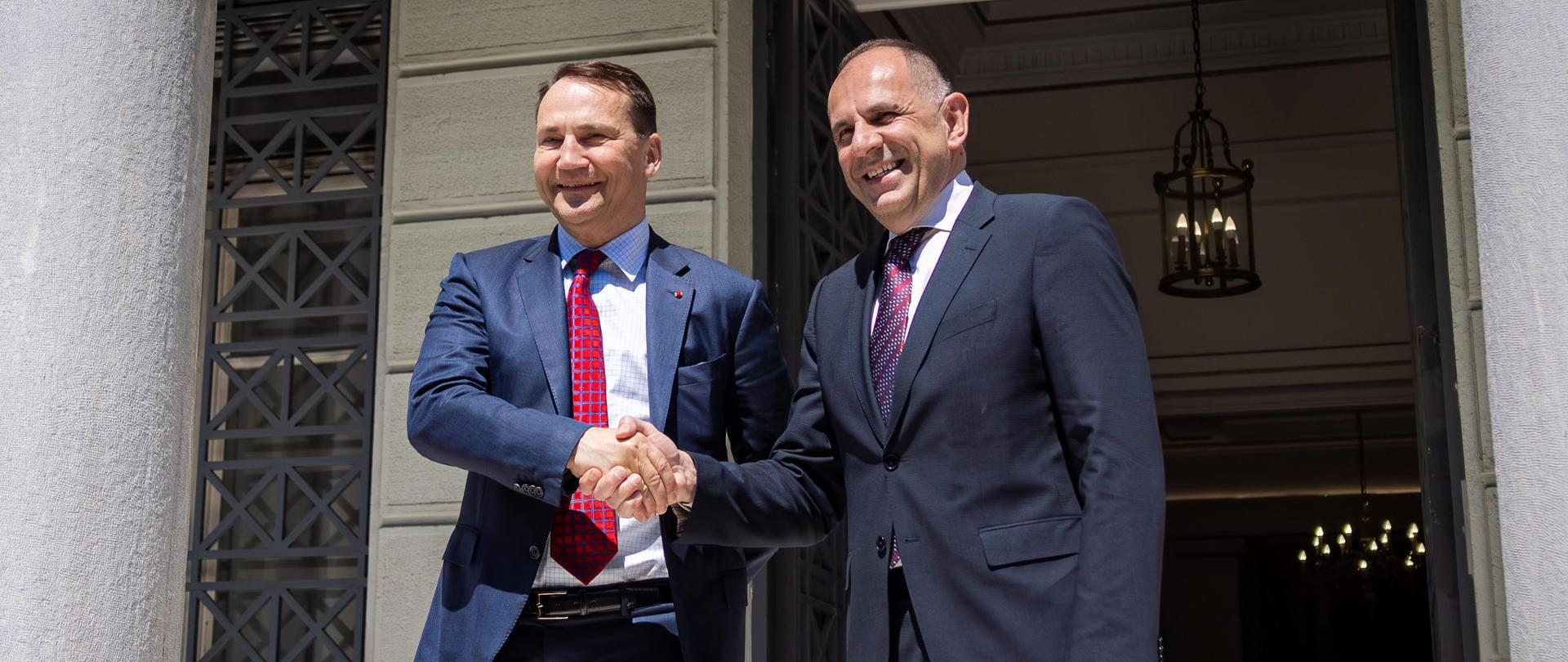 Minister of Foreign Affairs Radoslaw Sikorski on a visit to Greece