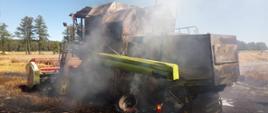 Pożar kombajnu.Widok spalonej maszyny.