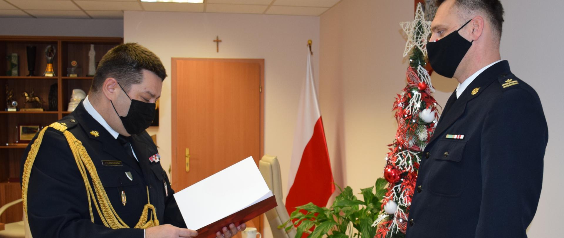 Decyzją Śląskiego Komendanta Wojewódzkiego PSP, na stanowisko Zastępcy Komendanta Miejskiego PSP w Jaworznie powołany został mł. bryg. mgr inż. Bartosz Smolarczyk w pomieszczeniu biurowym KW PSP w Katowicach