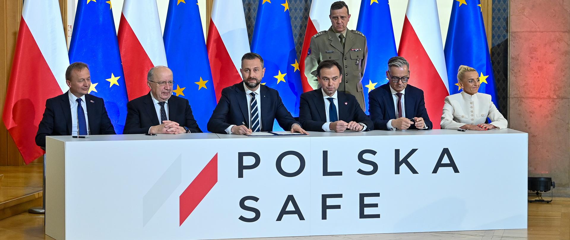 Signing the SAFE agreement