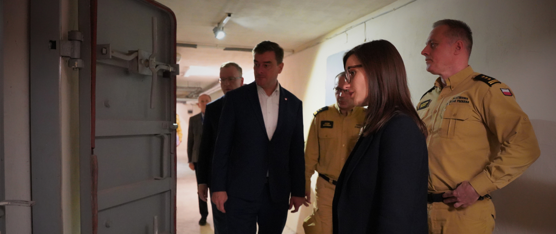 Wizyta Wojewody Wielkopolskiej w Komendzie Miejskiej PSP w Lesznie - inwestycje w ochronę ludności i obronę cywilną