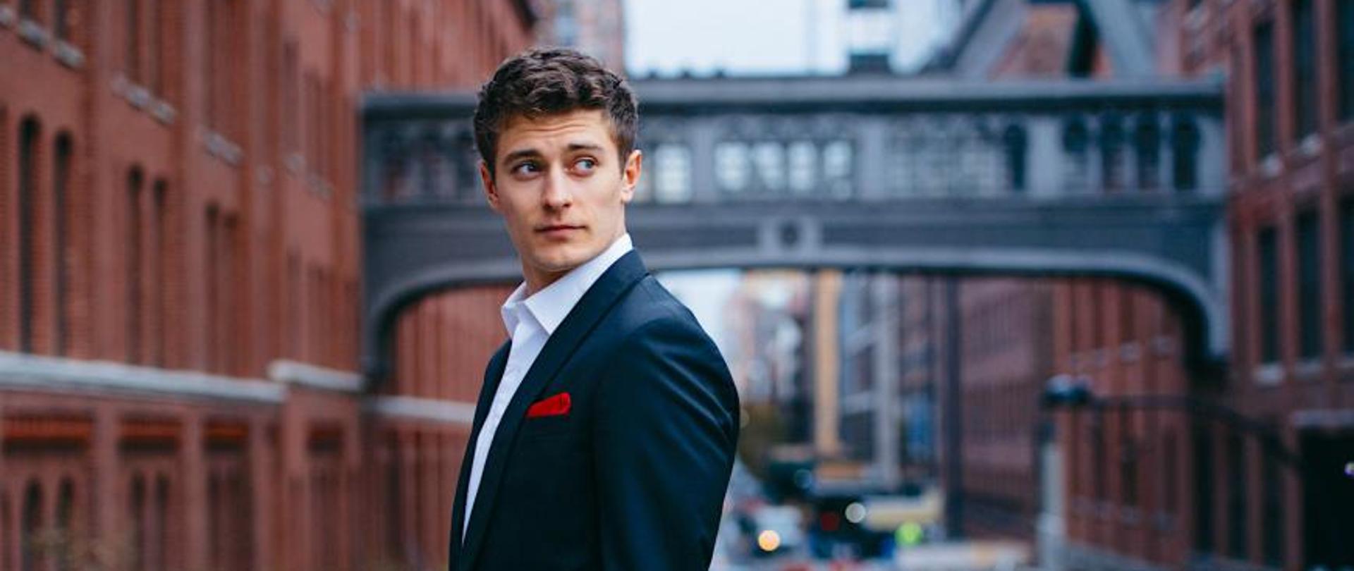 jakub-jozef-orlinski-1-jiyang-chen_0