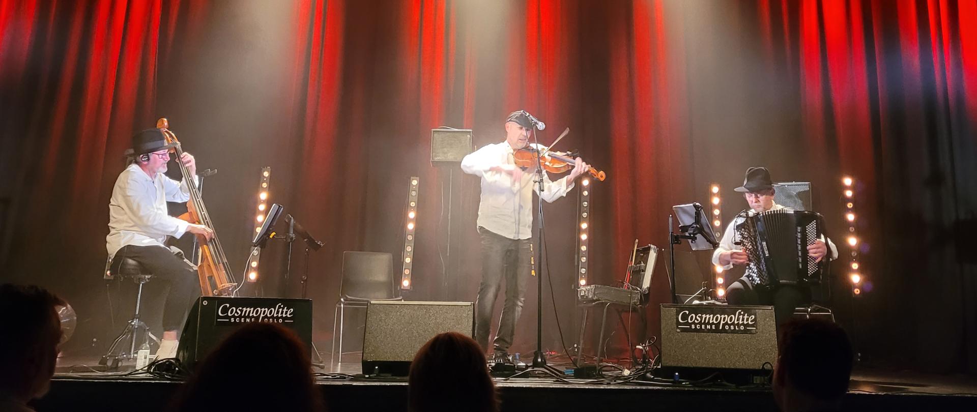 Kroke - Cosmopolite Scene, 09.22