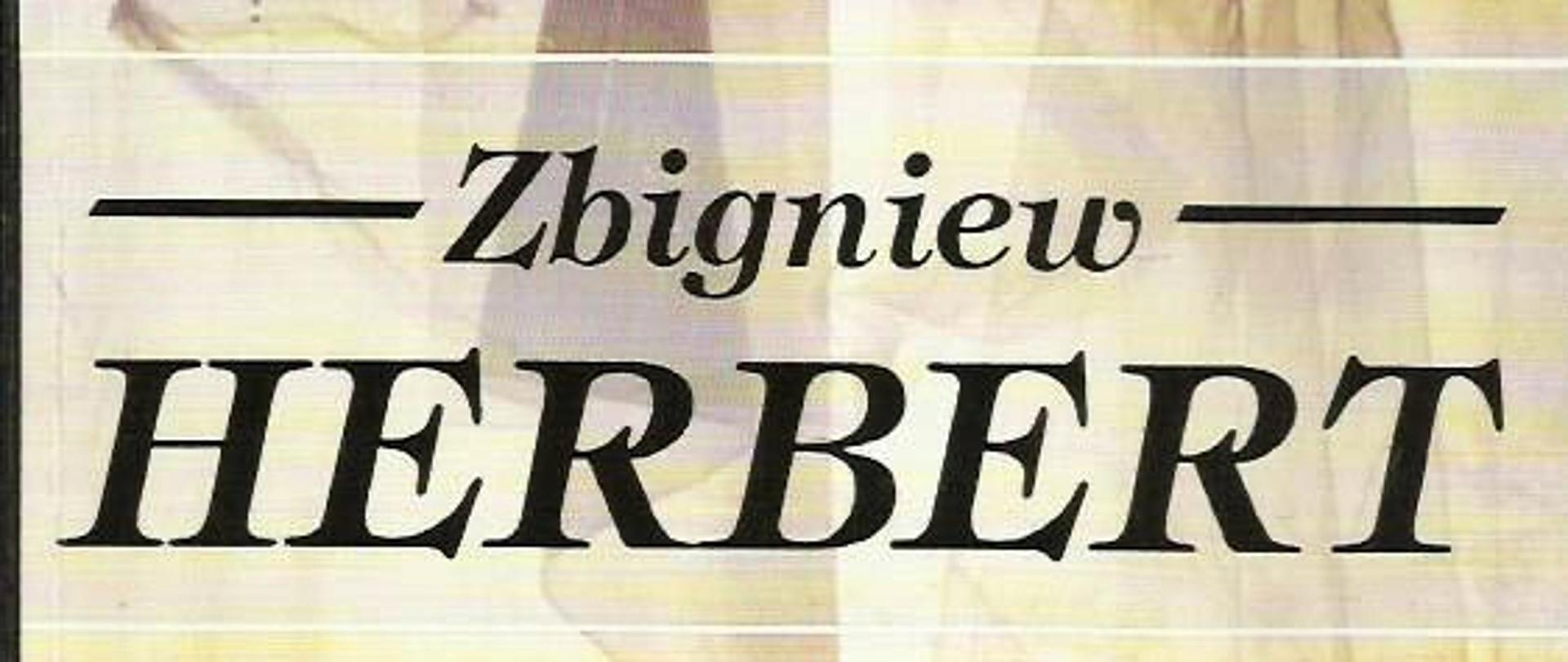 okładka książki ROVIGO, na żółtym tle napis Zbigniew Herbert 
