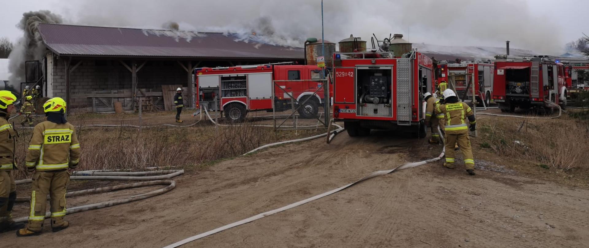 Pożar budynku inwentarskiego