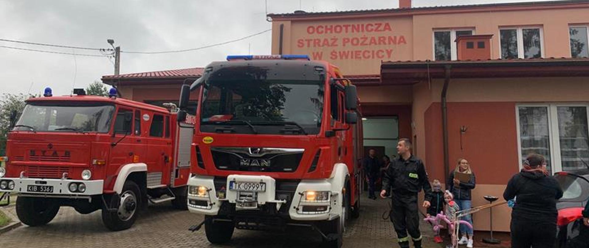 Pokazy sprzętu ratowniczego na imprezie plenerowej w Święcicy