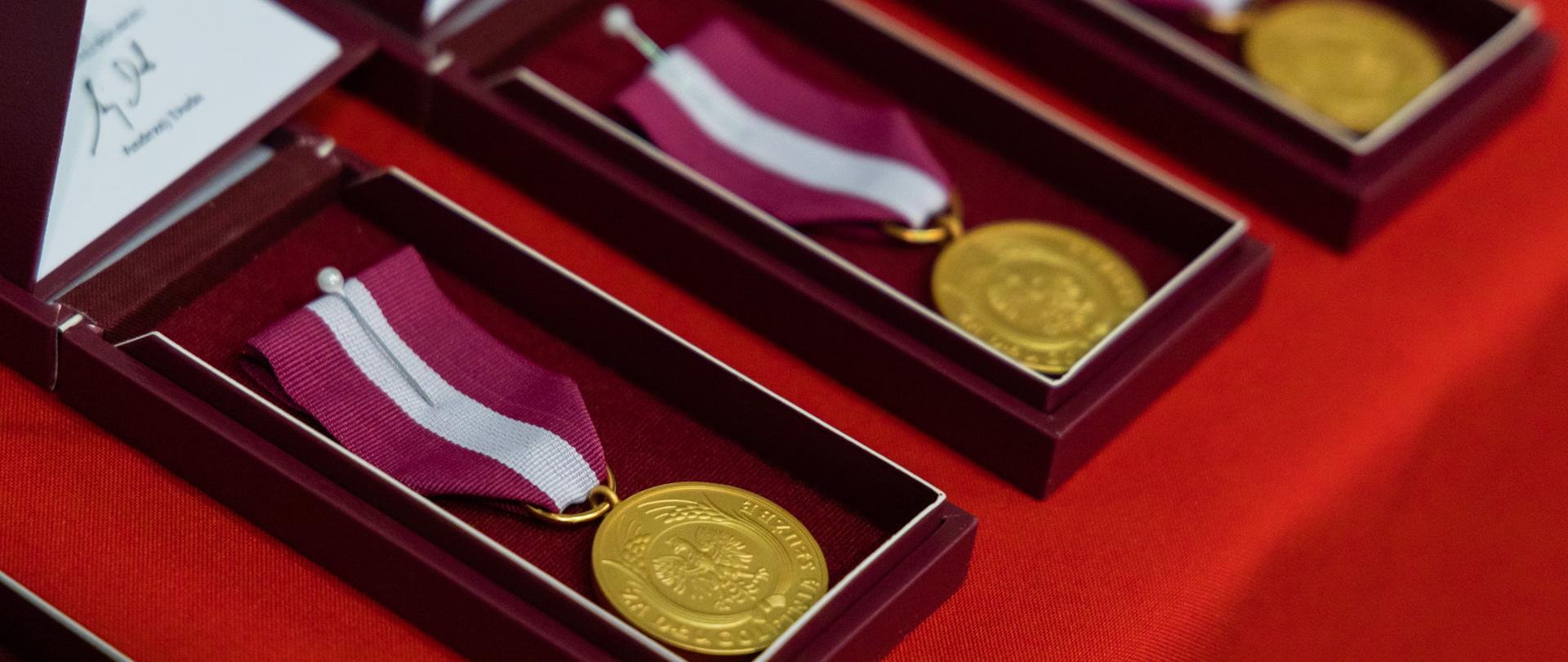 Odznaczenia państwowe fot. K-P Urząd Wojewódzki