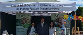 Nauczycielki ZSCKR oraz Pan Dyrektor