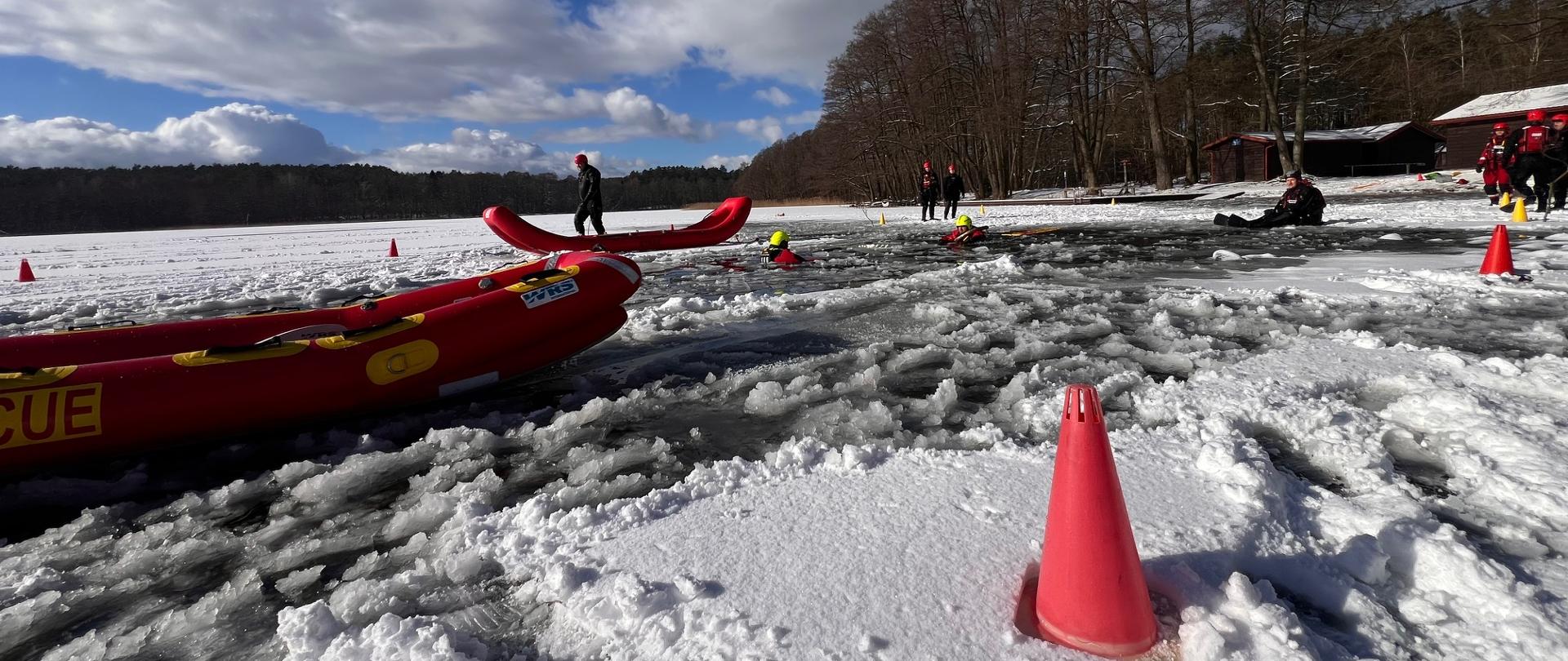 Odprawa szkoleniowa dowódców Specjalistycznych Grup Ratownictwa Wodno - Nurkowego i Specjalistycznej Grupy Sonarowej z województwa pomorskiego