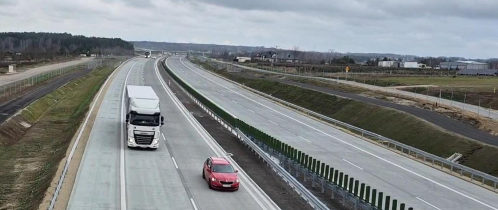 Kolejne kilometry A2 na wschód od stolicy