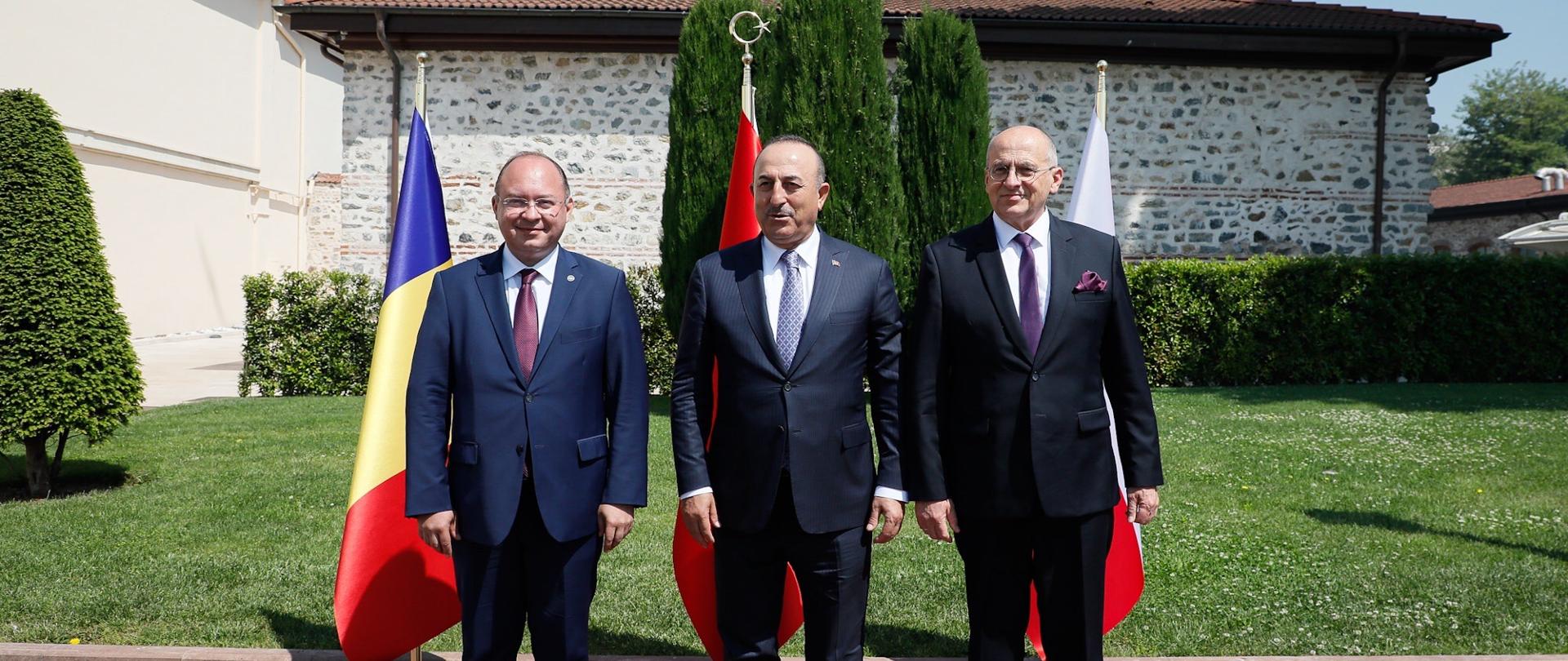 Spotkanie szefów dyplomacji Polski, Rumunii i Turcji w Stambule