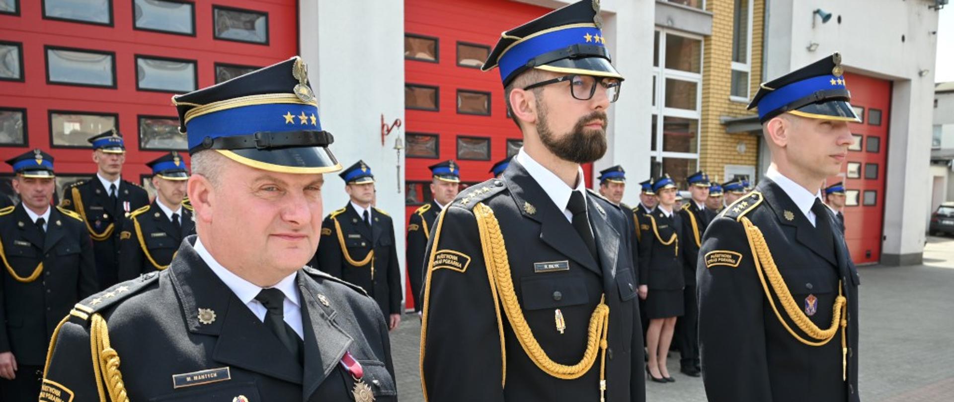 Na zdjęciu uczestnicy apelu