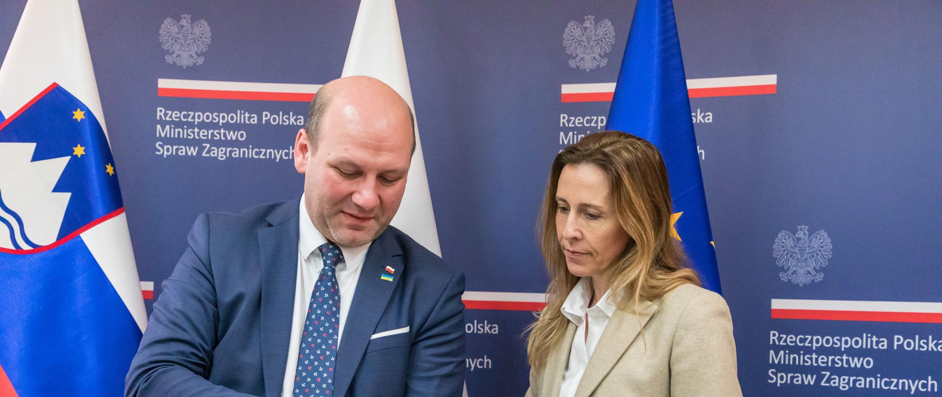 Deputy Minister Szymon Szynkowski vel Sęk met with Ambassador of the Republic of Slovenia Božena Forštnarič Boroje