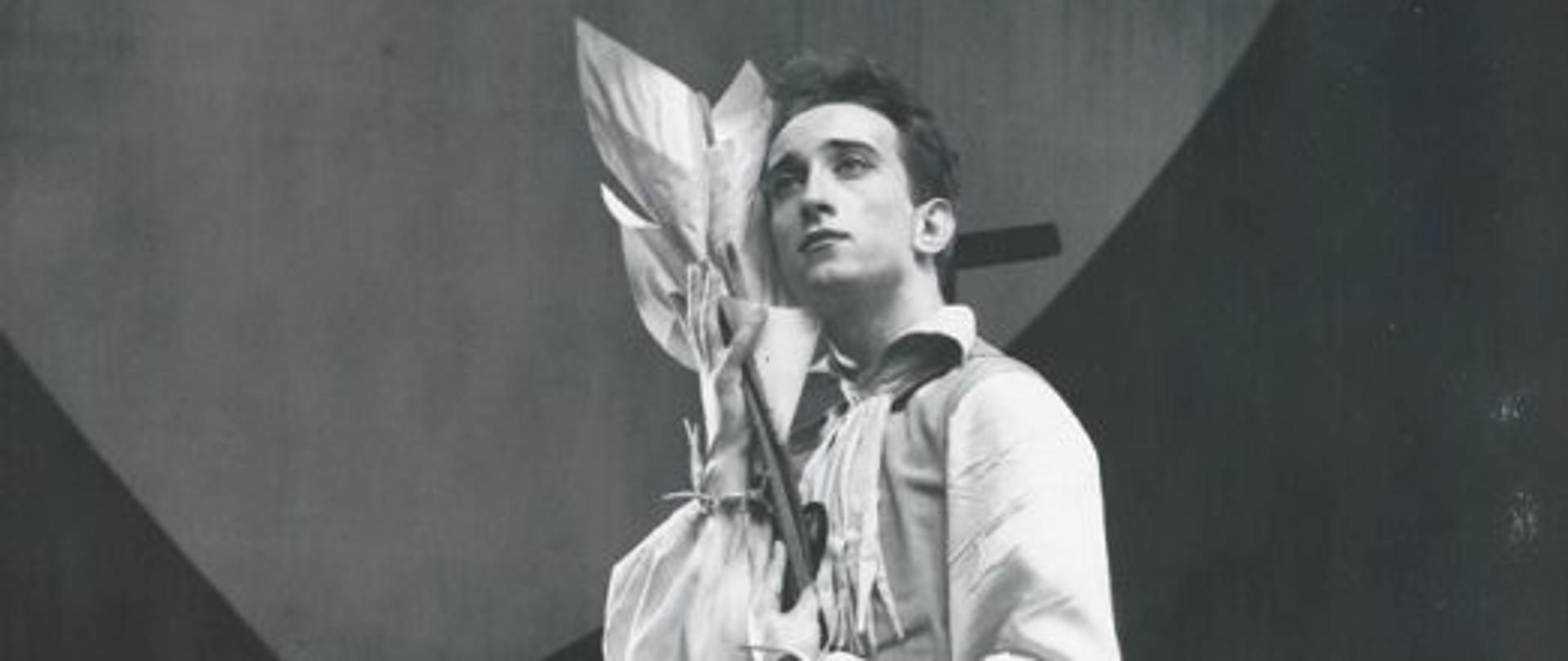 Waldemar Karst jako Albert w „Giselle” (premiera: 12 grudnia 1959 r.), fot. Witold Golian