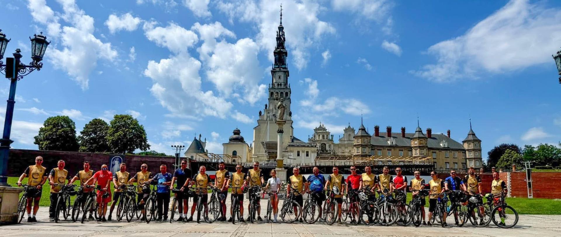 Zakończyliśmy_V_Pielgrzymkę_Rowerową_Małopolskich_Strażaków_na_Jasną_Górę