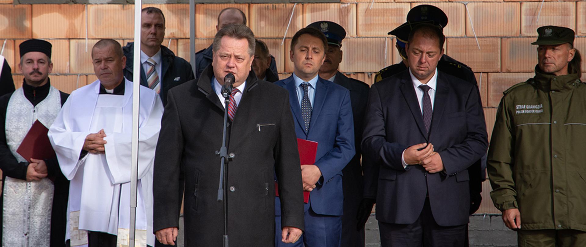 Wmurowanie aktu erekcyjnego pod budowę nowej siedziby placówki Straży Granicznej w Dunieninkach