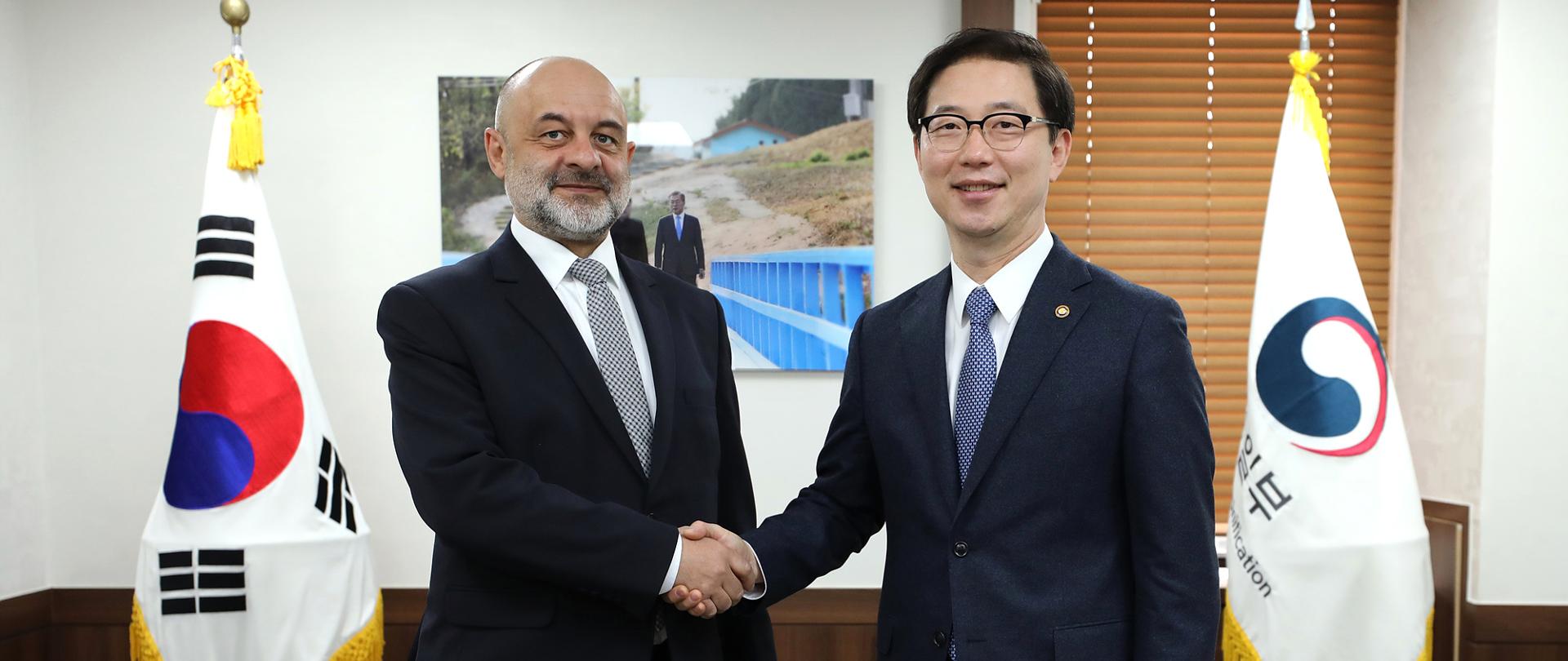 Deputy Minister Maciej Lang pays a visit to the Republic of Korea 