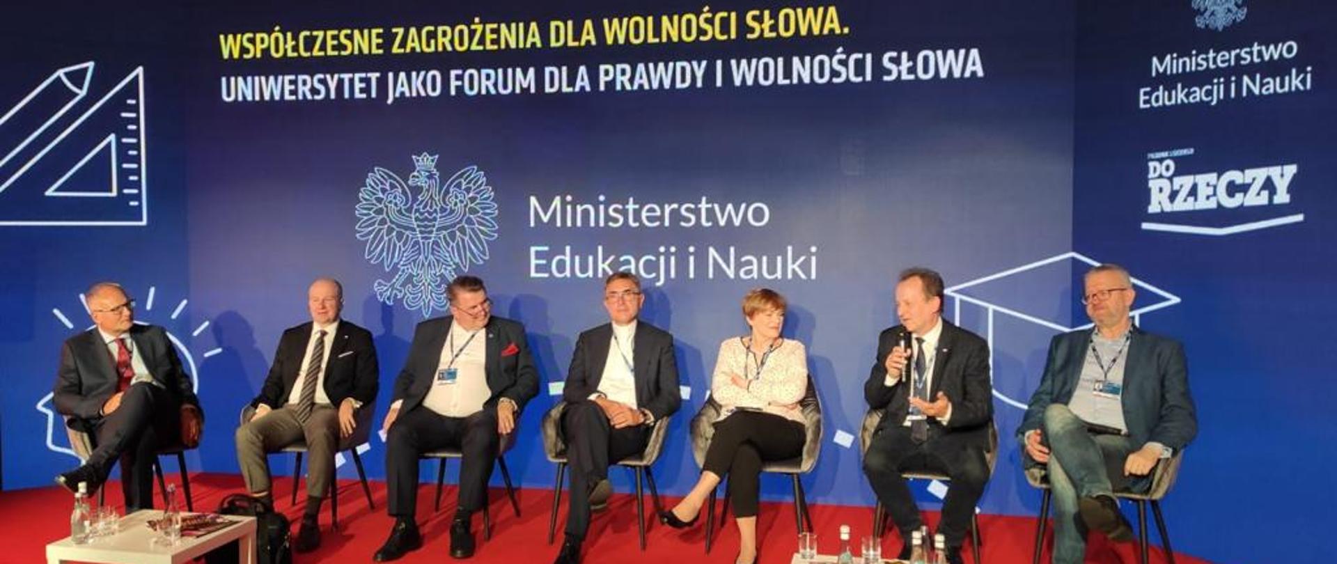 minister W. Bernacki podczas XXX Forum Ekonomicznego 2021