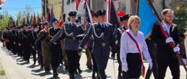Poczet sztandarowy KP PSP w Pińczowie podczas obchodów rocznicy Konstytucji 3 Maja w Pińczowie.