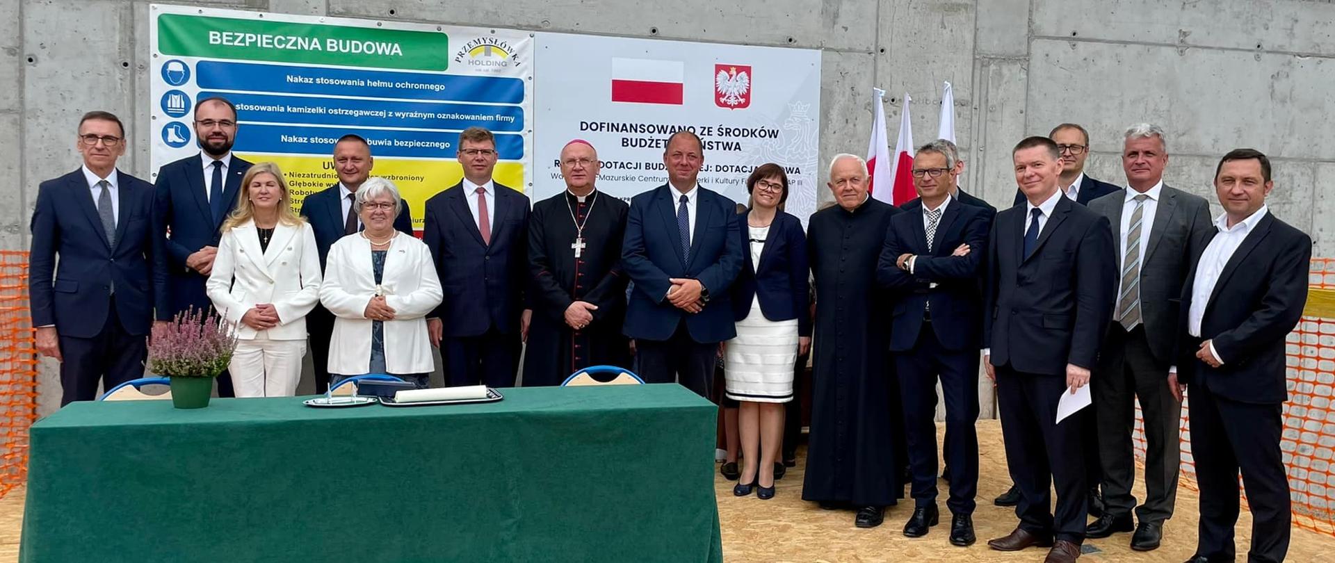 Wmurowanie kamienia węgielnego pod budowę centrum szermierki 