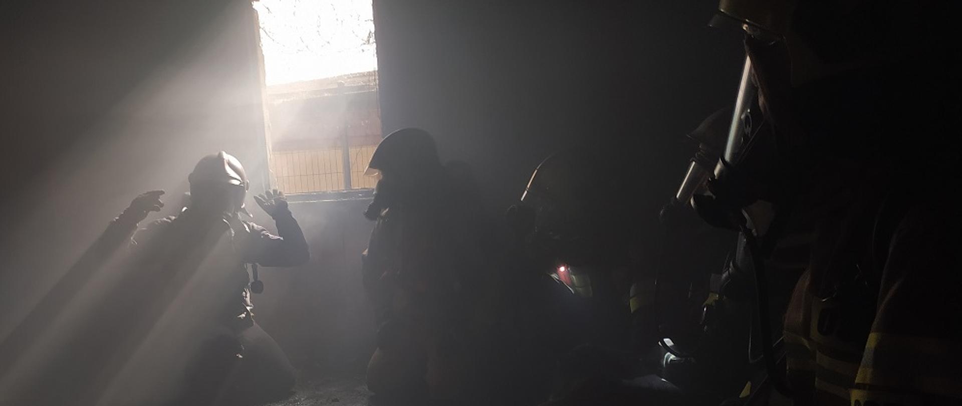 Szkolenie podstawowe OSP - rola wentylacji w kontrolowaniu pożaru